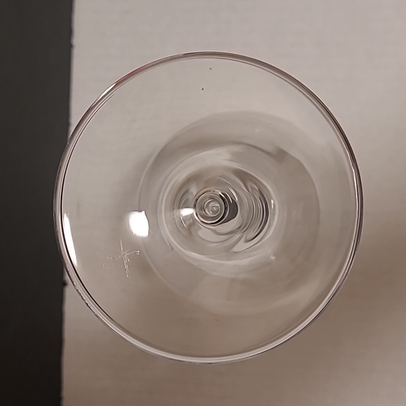 Pair of Signed Bormioli Rocco Large Wine Glasses - Picture 5 of 14